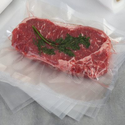 Nahrungsmittelsackt vorgeschnittener Plastikvakuumspeicher Soem große 7cm*10cm 30cm*40cm ein